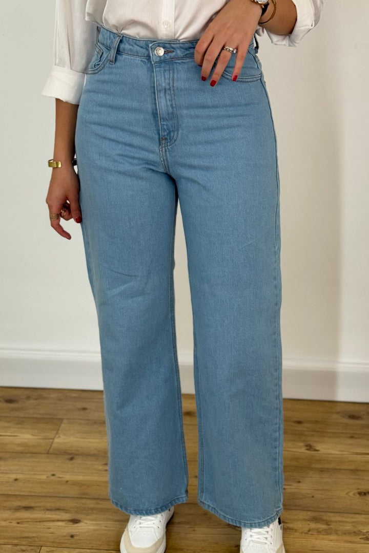 Straight Jean